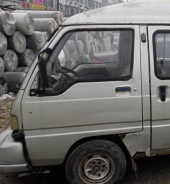 报废面包车